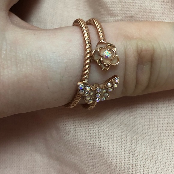 Fragrant Jewels Jewelry - ✨3/$15 SALE Fragrant Jewels Flower/Butterfly Ring✨